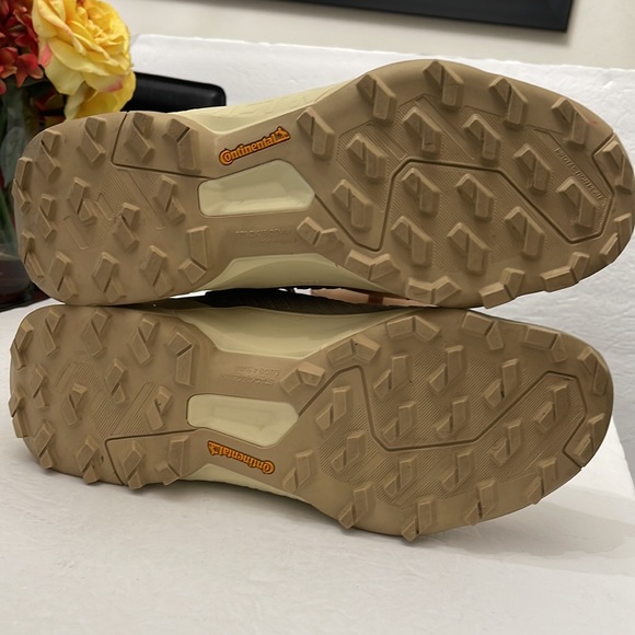 ADIDAS TERREX SWIFT R3 HIKING BEIGE/GOLD/ORANGE SNEAKERS MENS SIZE 10 - Picture 14 of 16